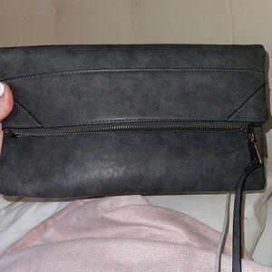 Dark grey clutch 